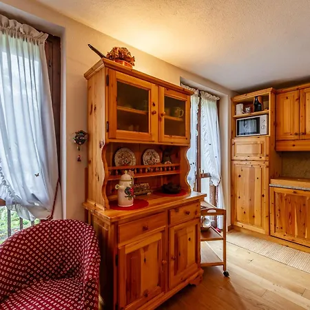 Maison Claude - Relax E In Un'oasi Di Pace - Cour 0247 *