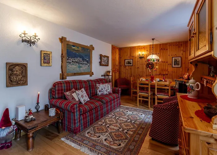 Maison Claude - Relax E In Un'oasi Di Pace - Cour 0247 *